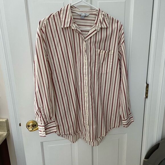 Old Navy Shirt - Picture 2 of 4